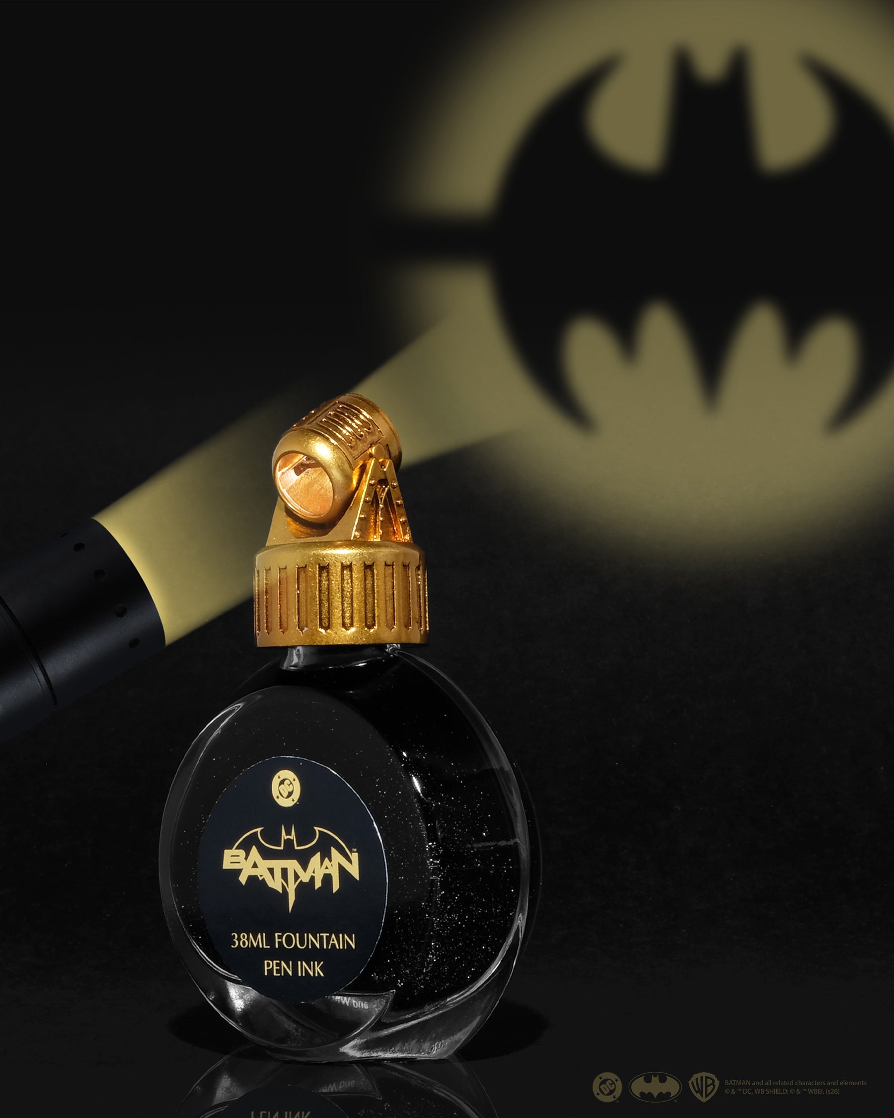 Shadows over Gotham City | Limited Edition Bat Signal Signature Ink 38ml