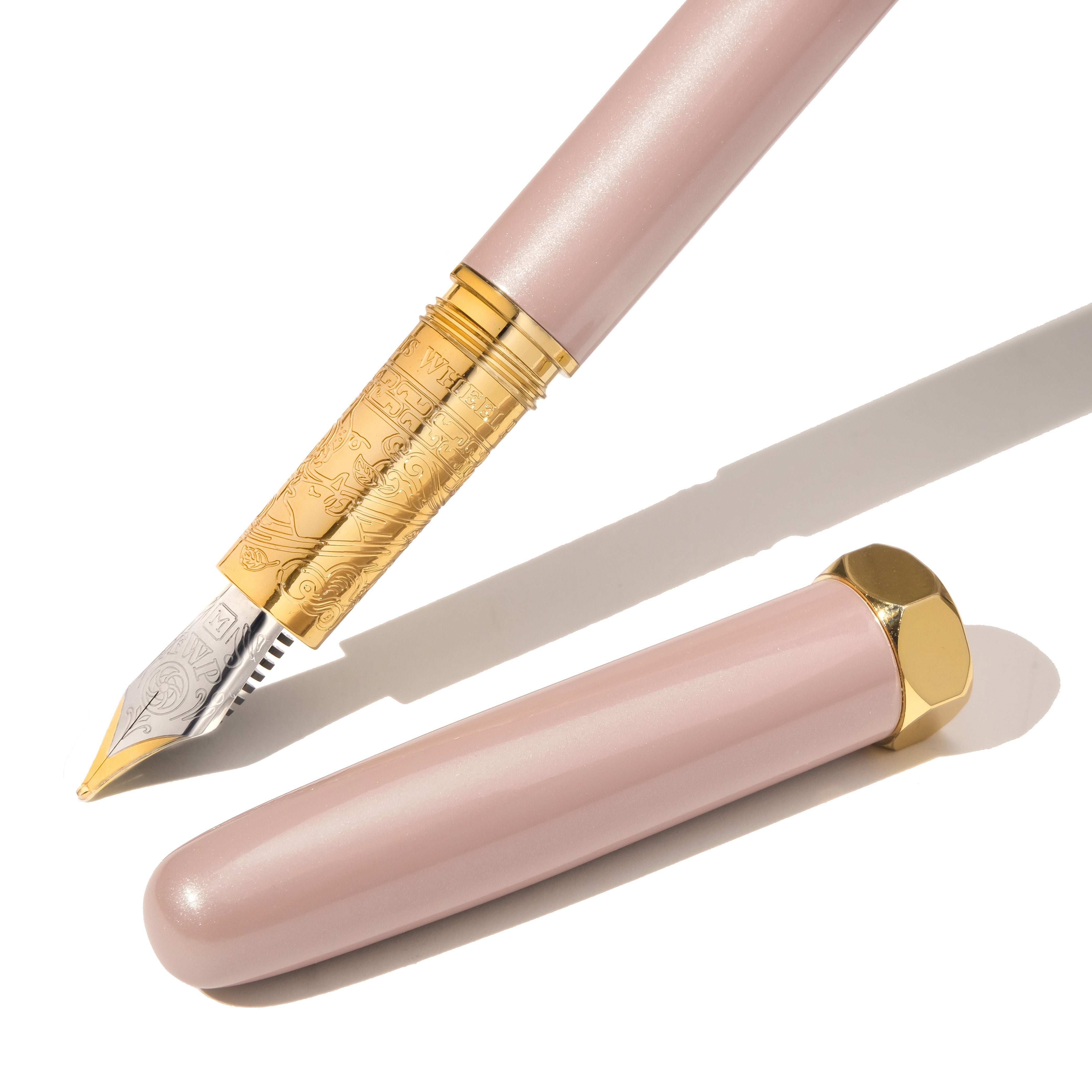 The Bijou Fountain Pen - Huffin Puff Pink